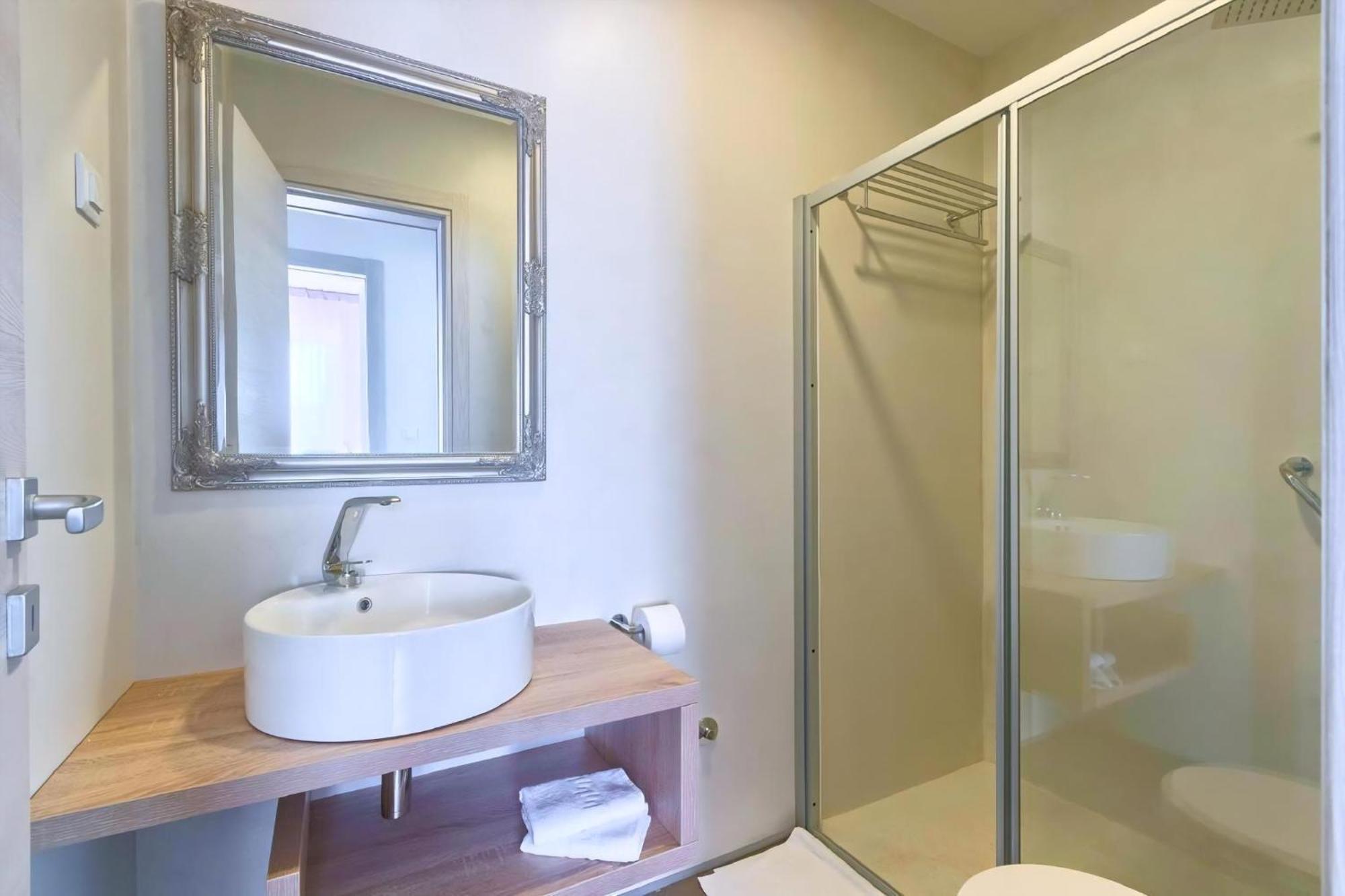 Appartement Barmel 2 Mit Balkon Pula